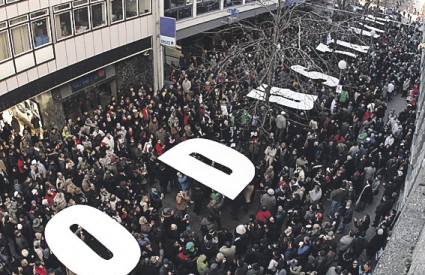 Subotnja špica pod zaglušujućom bukom prosvjednika