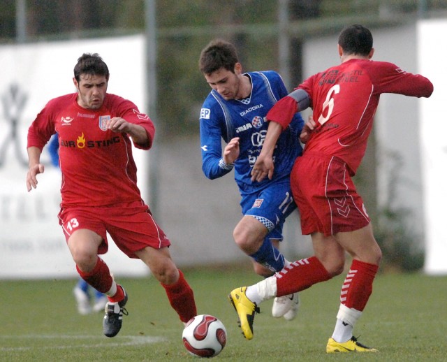 dinamo_gloria-280108_0.jpg