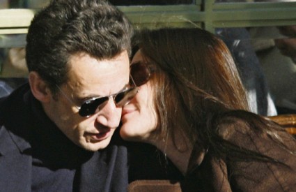 Sarkozy i Bruni vjenčali su se 2. veljače u Elizejskoj palači, tri mjeseca nakon što su se upoznali