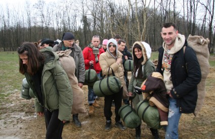 Show ‘Farma’ na Novoj TV imao je ovoga vikenda zavidnih 15,20 posto gledanosti Show ‘Farma’ na Novoj TV imao je ovoga vikenda zavidnih 15,20 posto gledanosti