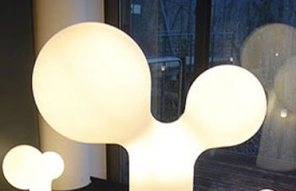 Neodoljiva lampa djelo je dizajnera Eera Aarnija