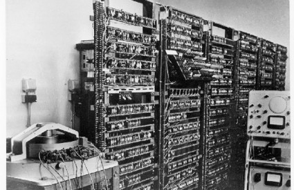 Kompjuter ‘Baby’ 50-ih je godina služio profesorima na University of Manchester