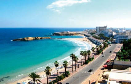 Rajske plaže u Tunisu su opustjele, turisti bježe iz zemlje