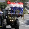Seljaci krenuli traktorima u Zagreb