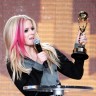 Avril Lavigne previše seksi za Malezijce