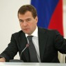 Medvedev poduplao cijenu votke
