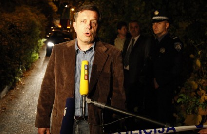 Istražni sudac Krešimir Devčić daje izjavu za novinare