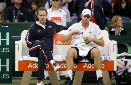 Patrick McEnroe i Andy Roddick 2007 u finalu Davis kupa između SAD-a i Rusije