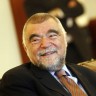 Mesić podupire ukidanje embarga Kubi