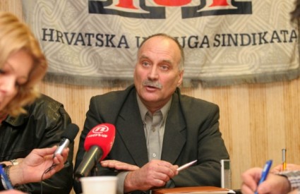 Predsjednik HUS-a Ozren Matijašević upozorava da je voda došla do grla