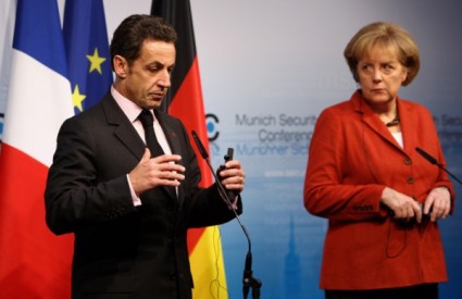 Nicolas Sarkozy i Angela Merkel