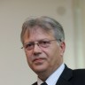 Iza blokade ne stoji politika