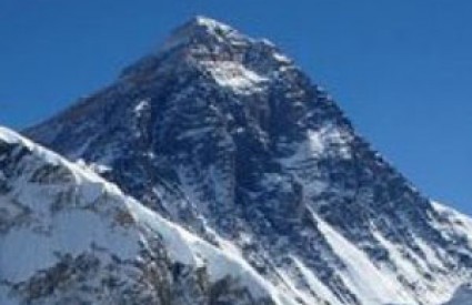 Mt. Everest mogu osvojiti i seniori