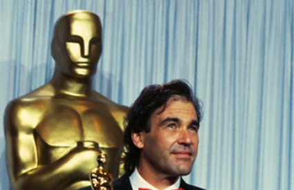 Oliver Stone prilikom osvajanja Oscara za 
