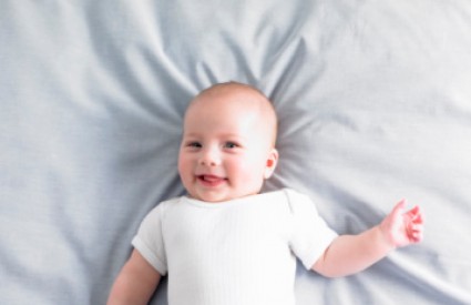 Kako bebači znaju čemu se smijati