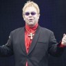 Elton John nije podoban za posvajanje