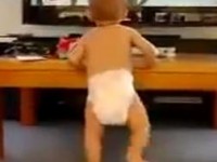 Beba pleše kao Beyonce