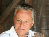 Na Tommyja Emmanuela idu: