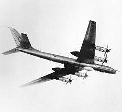 Tupoljev Tu-142