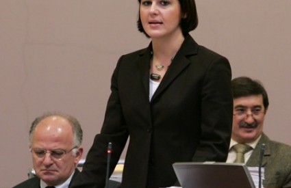 Marija Lugarić (SDP) misli da novi zakon stvara duopol u izdavaštvu