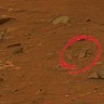 Na Marsu snimljena olupina NLO-a?