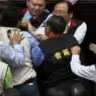Makljaža oporbe i vladajućih u tajvanskom parlamentu