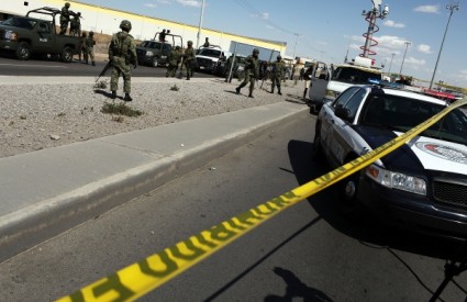 Meksiko: U obračunu narko bande ubijeno osam policajaca 