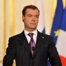 Medvedev pozvao na izbore u Kirgistanu i naredio zaštitu Rusa