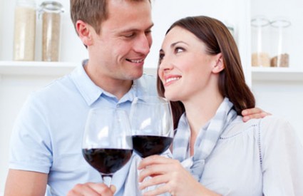 Zajedničko uživanje u alkoholu snaži bračnu sreću
