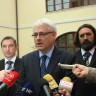Josipoviću se sviđa Vladin program izlaska iz krize
