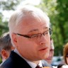 Josipović: Politiku treba odmaknuti od HOK-a