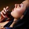Obrazovanije žene konzumiraju više alkohola
