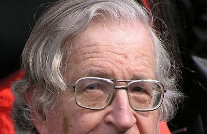 Noah Chomsky ne štedi Obamu