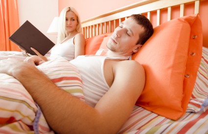 Dnevne obaveze i briga za djecu čine da parovi u krevetu samo spavaju