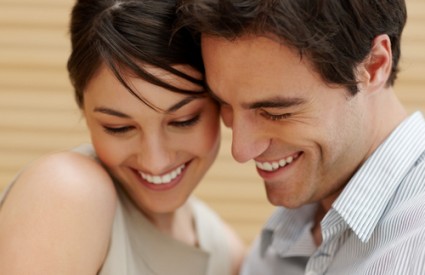 Što se partnerica češće smije, i vaš je život ljepši