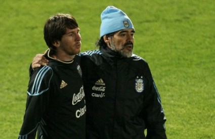 Messi Maradona Argentina
