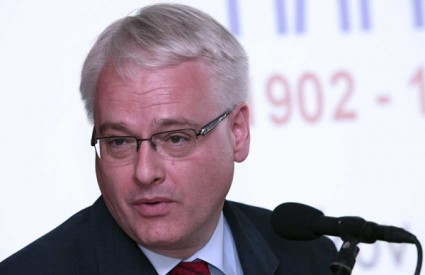 ivo josipović predrag matvejević