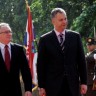 Hrvatska sa Srbijom potpisala sporazum o vojnoj suradnji 