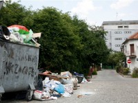 Zagreb zatrpan smećem