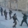 Izraelski vojnici plešu nasred ulice tijekom patrole