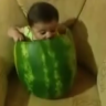 Beba u lubenici