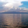 U Ohridsko jezero spuštena 170 metara duga drvena jegulja