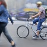 Na biciklu kruži Novim Zagrebom i krade ženama torbice