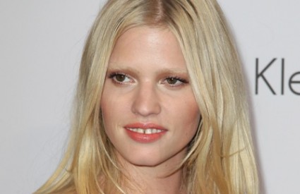 Lara Stone