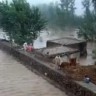 Poplavama u Pakistanu pogođeno milijun ljudi, najmanje 900 mrtvih