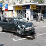 Zagreb: Sudarila se dva automobila, jedan skoro uletio kroz izlog