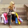 Žene u pedesetima su maheri u dobrom shoppingu