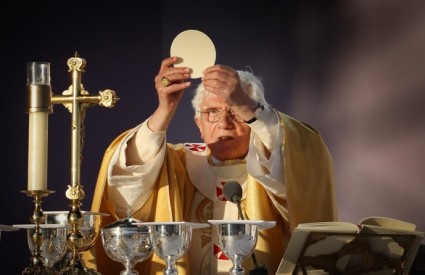 Papa Benedikt XVI.