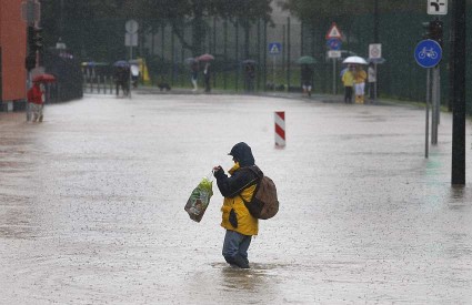 Slovenija: Kritično stanje zbog poplava