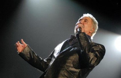 Tom Jones